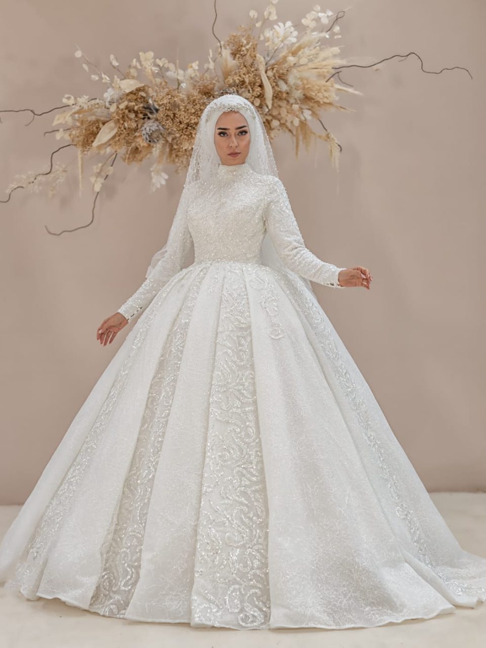 Viktorya-tesettür-prenses-model-gelinlik-13