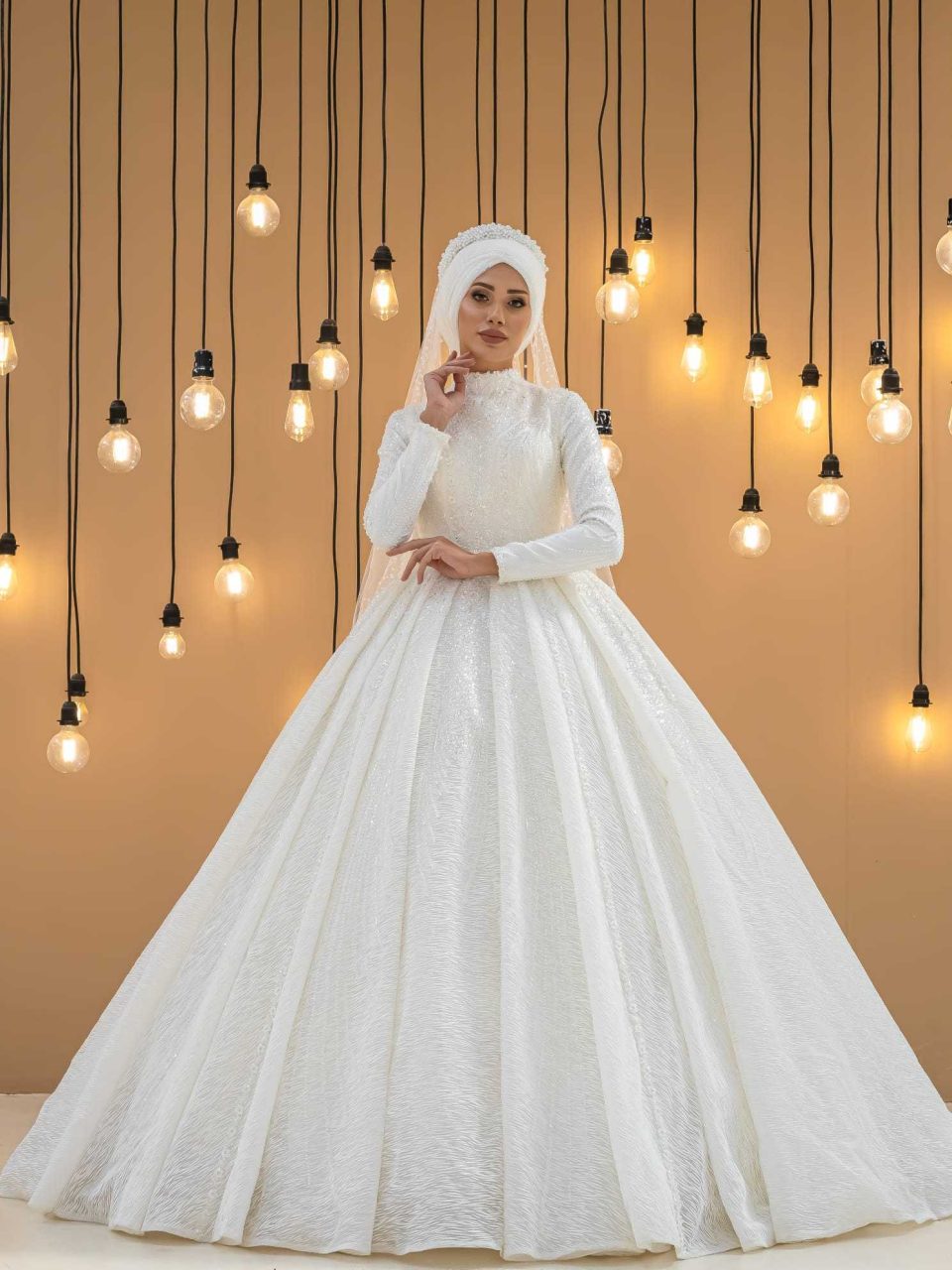 Viktorya-tesettür-prenses-model-gelinlik-6